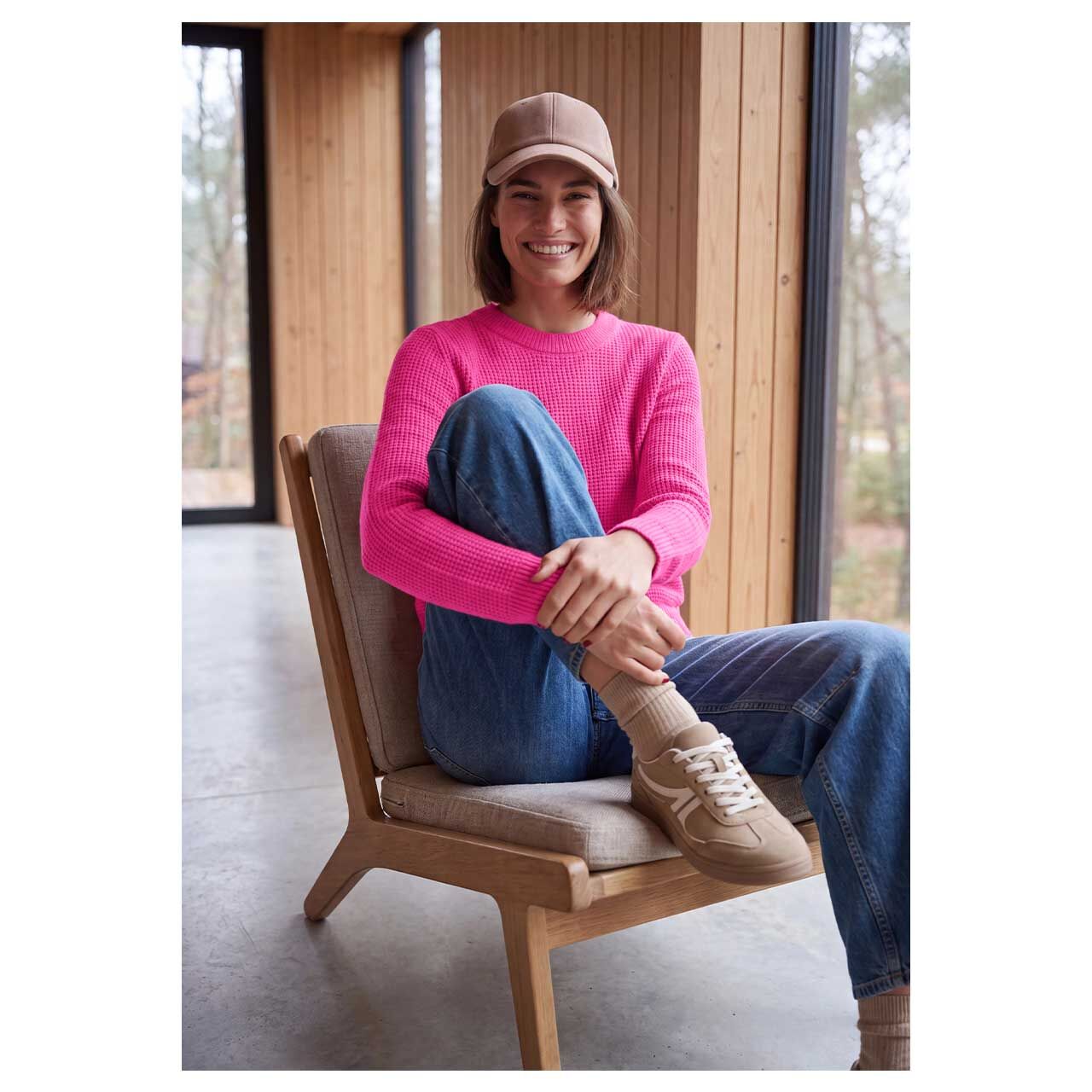 Damen Pullover Structured Cosy Sweater von Cecil in Pink meliert, Vorderansicht am sitzenden Model
