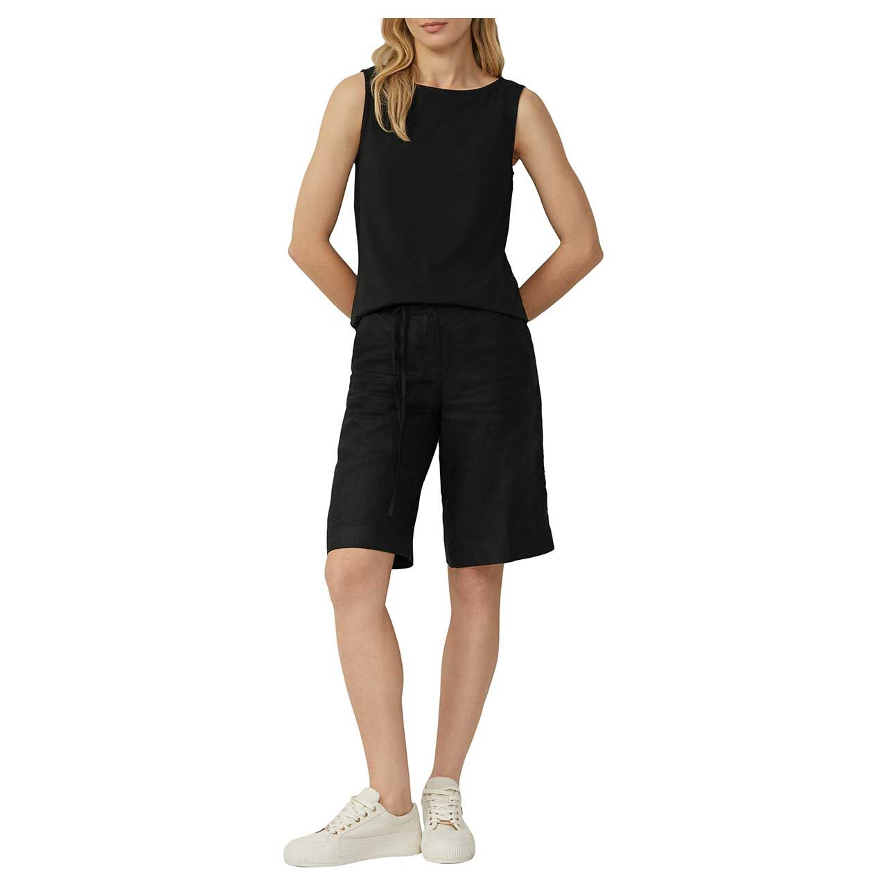 Damen Top von s.Oliver in Schwarz, Ganzkörperansicht Outfit Modell