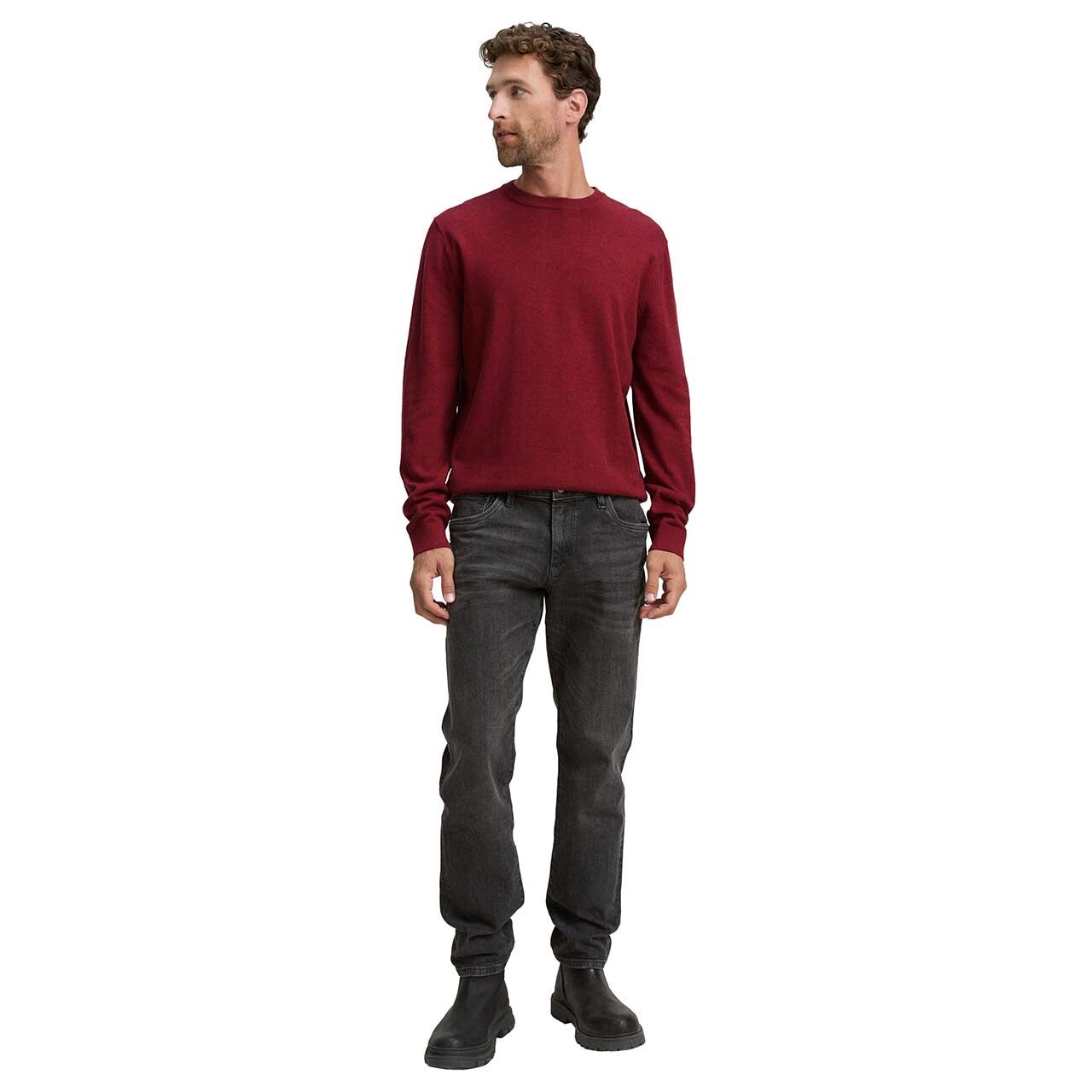 Herren Pullover Basic Crewneck Knit von Tom Tailor in Dunkelrot meliert, Ganzkörperansicht am Model