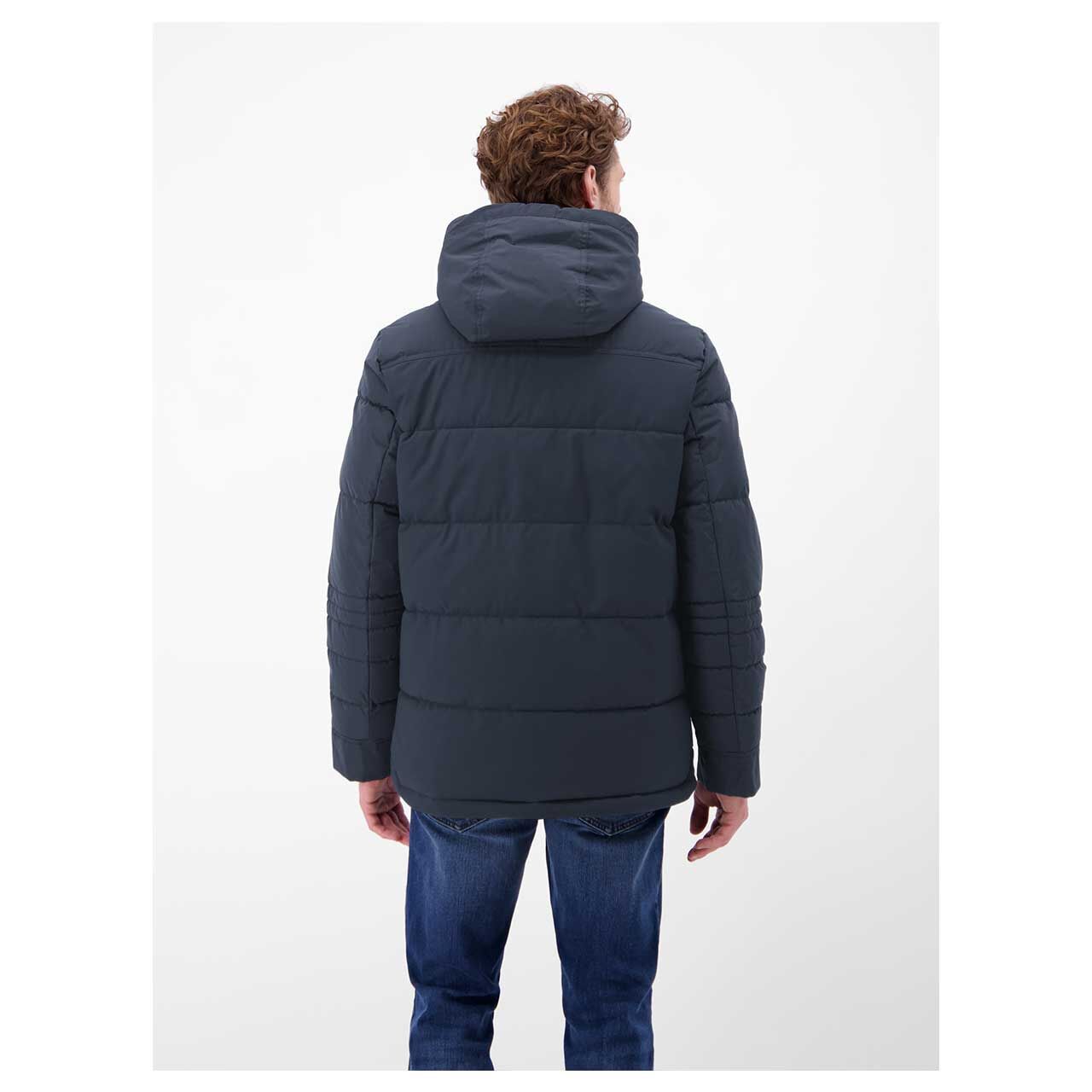 Herren Jacke von Lerros in Dunkelblau, Rückansicht am Model