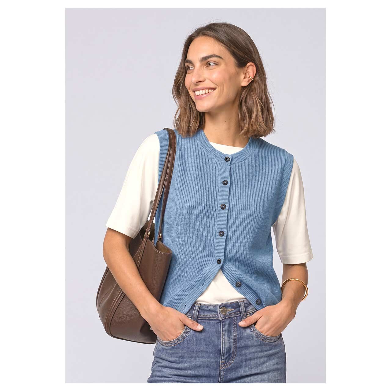 Damen Strickweste Sleeveless Cardigan von Street One in Hellblau meliert, Vorderansicht am Model