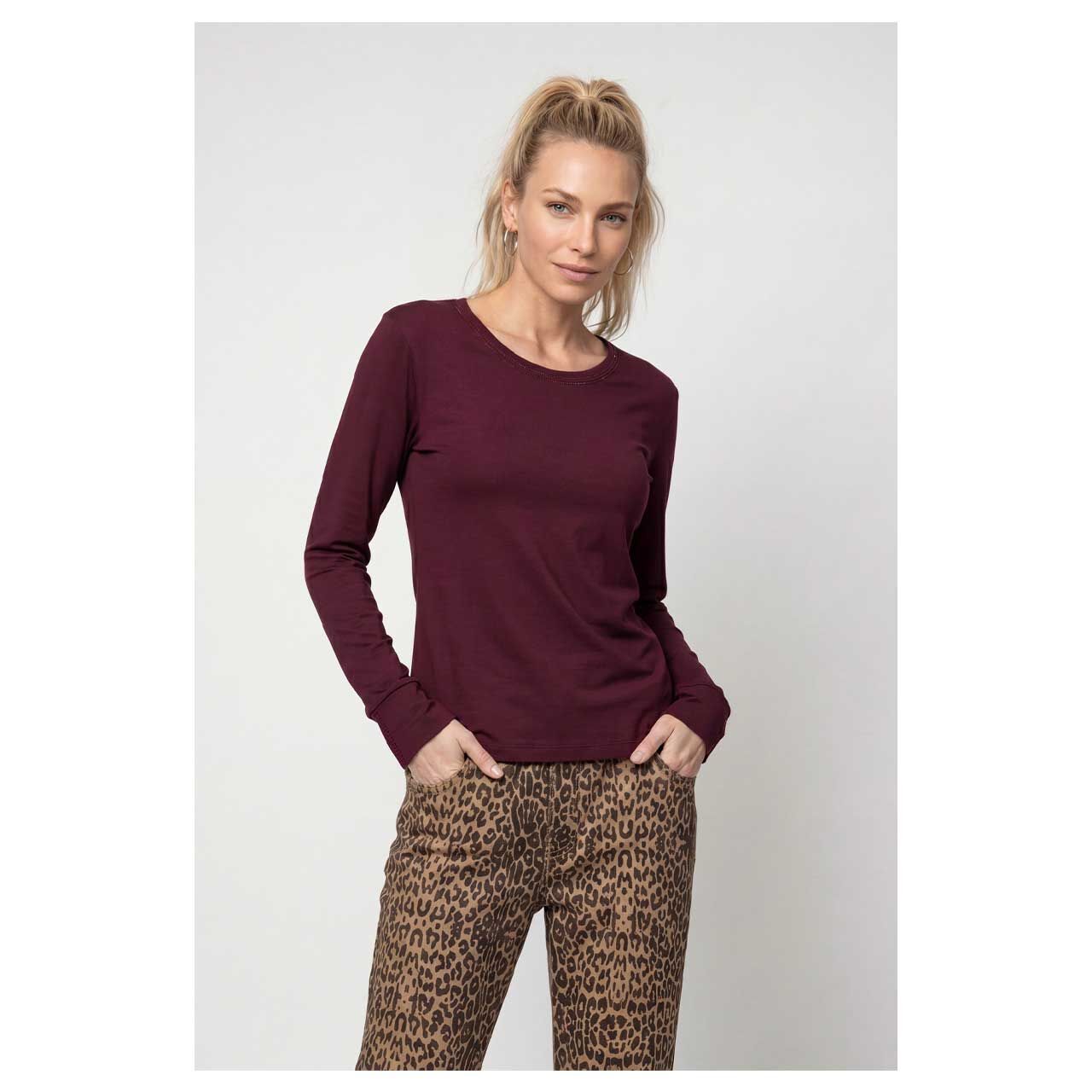 Damen Langarm Shirt von Monari in Lila, Vorderansicht am Model