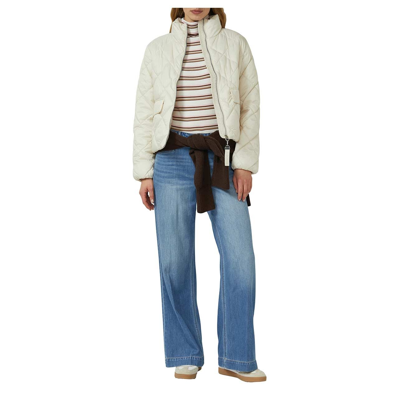 s.Oliver Damen Rollkragen Langarm Shirt in Cremeweiß gestreift, Ganzkörperansicht am Model