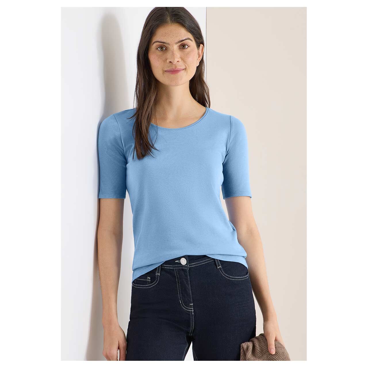 Damen T-Shirt Lena von Cecil in Hellblau, Ganzkörperansicht