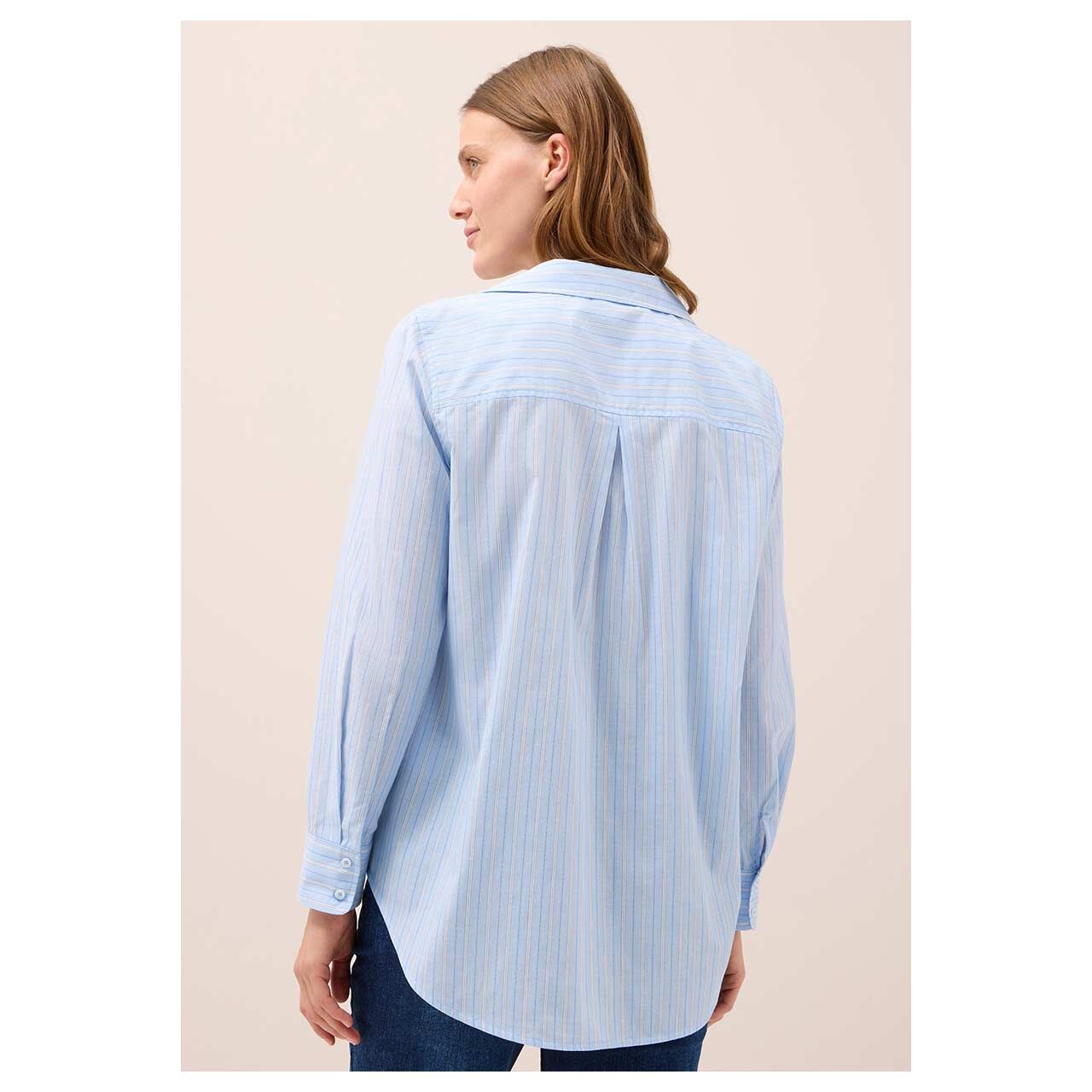 Damen Langarm Bluse Stripe Blouse von Cecil in Hellblau gestreift, Rückansicht vom Model