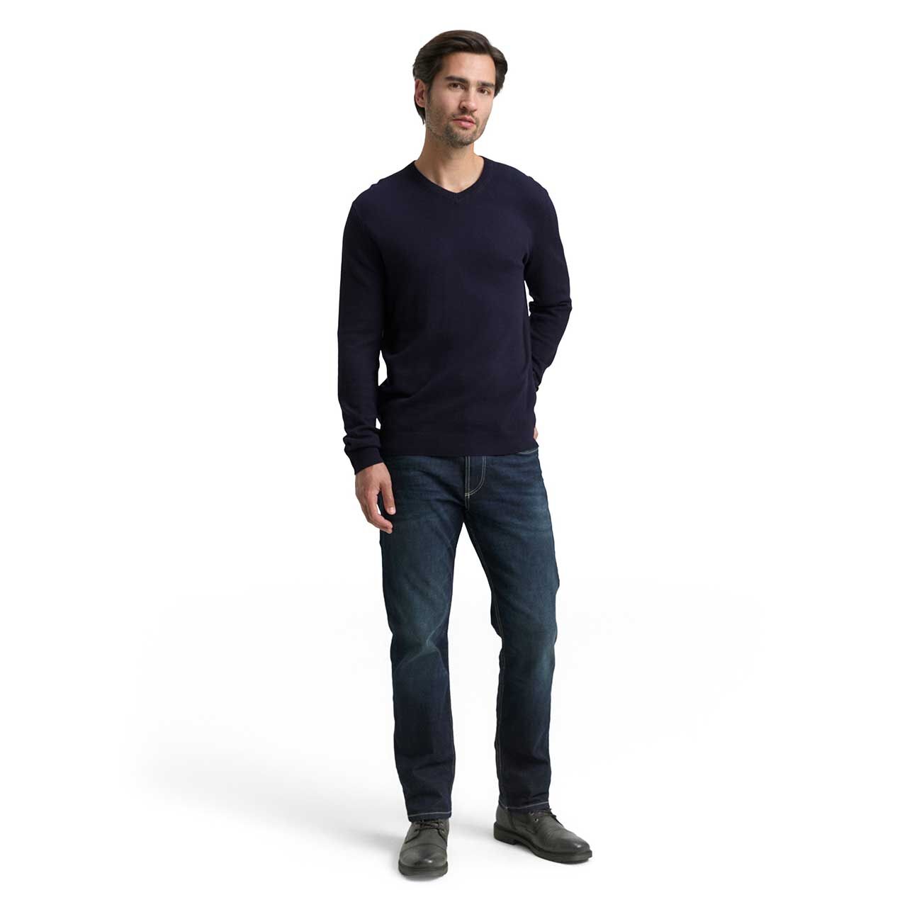 Herren Pullover Cashmere V-Neck Knit von Tom Tailor in Dunkelblau meliert, Ganzkörperansicht am Model