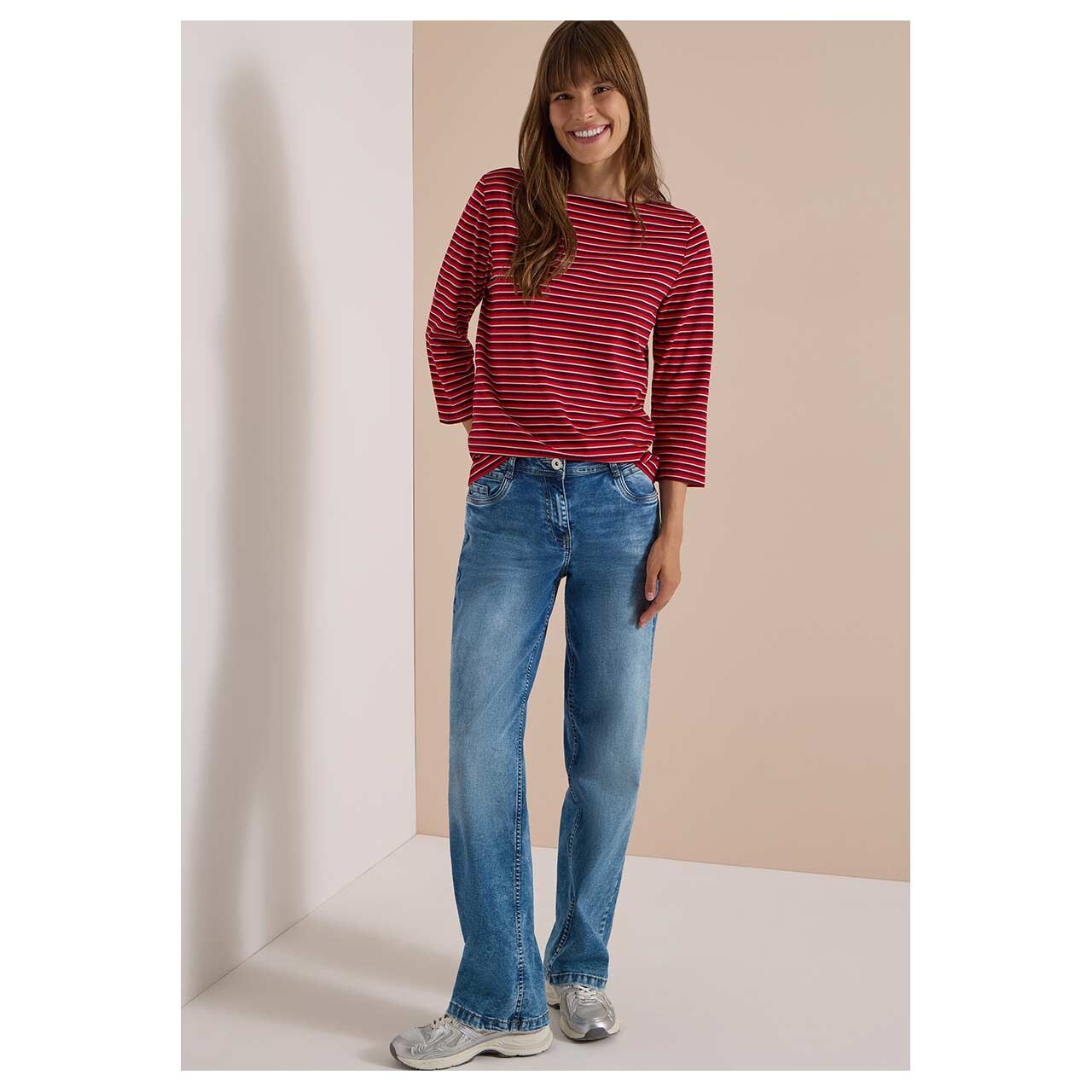 3/4 Arm Shirt Small Striped Boatneck von Cecil in Rot gestreift, Ganzkörperansicht am Model