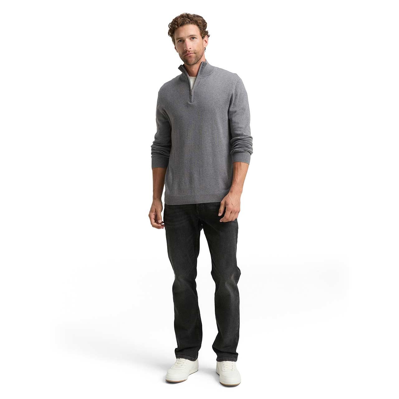 Herren Pullover Troyer Cashmere Knitted von Tom Tailor in Grau meliert, Ganzkörperansicht am Model