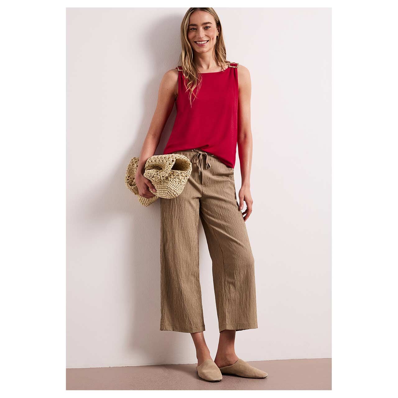 Damen Top Jersey von Street One in Rot meliert, Ganzkörperansicht am Model