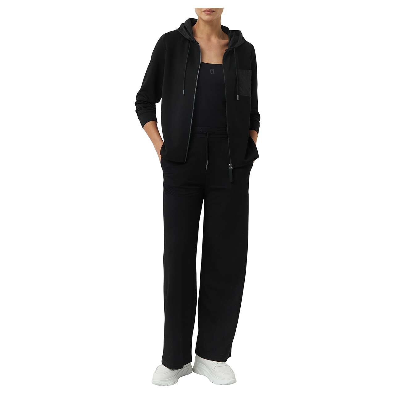 Damen Hoodie Sweatjacke von Comma in Schwarz, Vorderansicht am Model