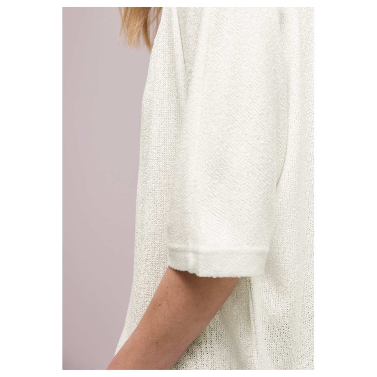 Damen Kurzarm Strickjacke Knit Look Batwing von Street One in Cremeweiß, Detailansicht vom Ärmel