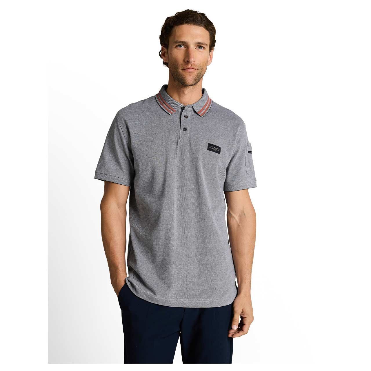 Herren Piqué Poloshirt von Tom Tailor in Grau meliert, Vorderansicht am Model