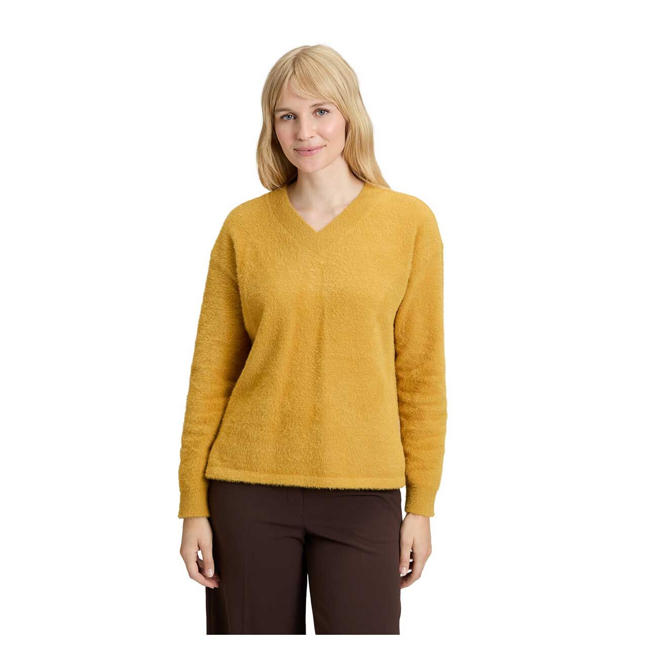 Damenpullover von Betty Barclay in Gelb, Vorderansicht am Model