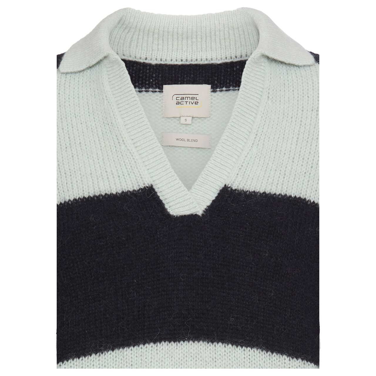 Damen Polo Pullover von Camel active in Dunkelblau gestreift, detaillierte Vorderansicht