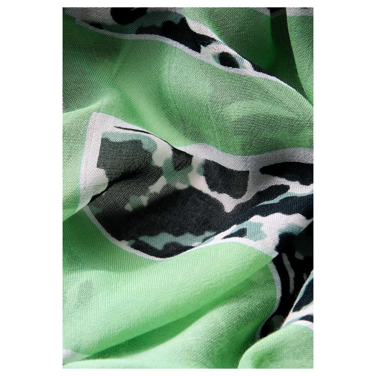 Damen Tuch Print Loop von Cecil in Dunkelgrün mit Print, Detailansicht 