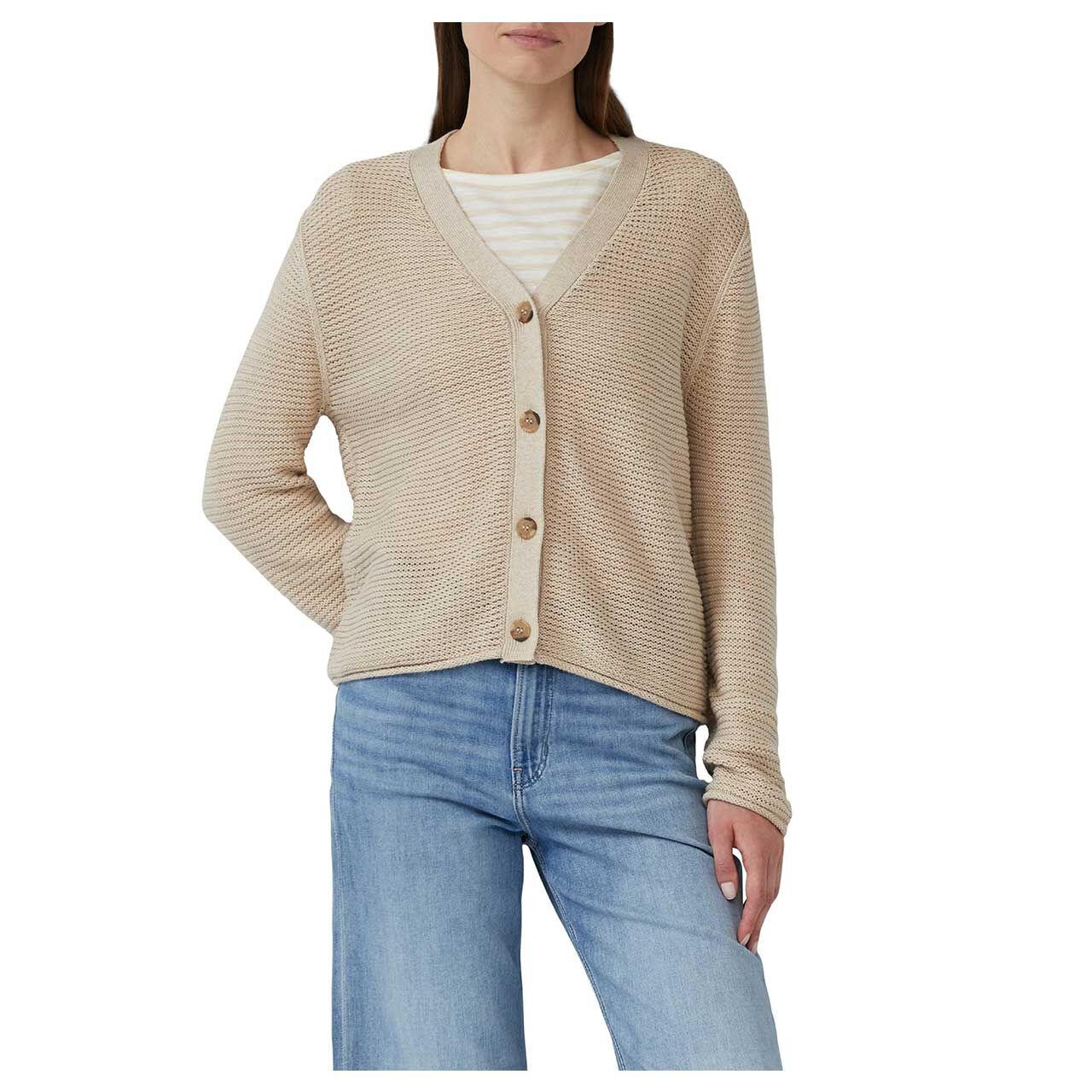 Damen Strickjacke von s.Oliver in Beige meliert, detaillierte Vorderansicht am Model