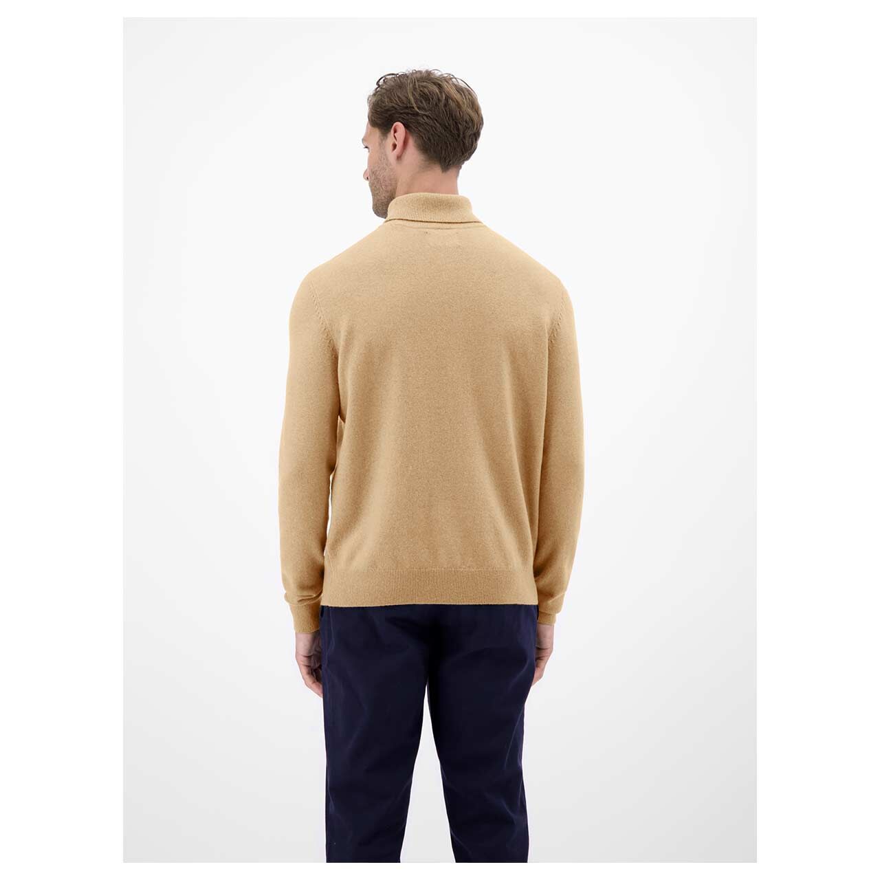 Herren Rollkragen Pullover von Lerros in Beige meliert, Rückansicht am Model