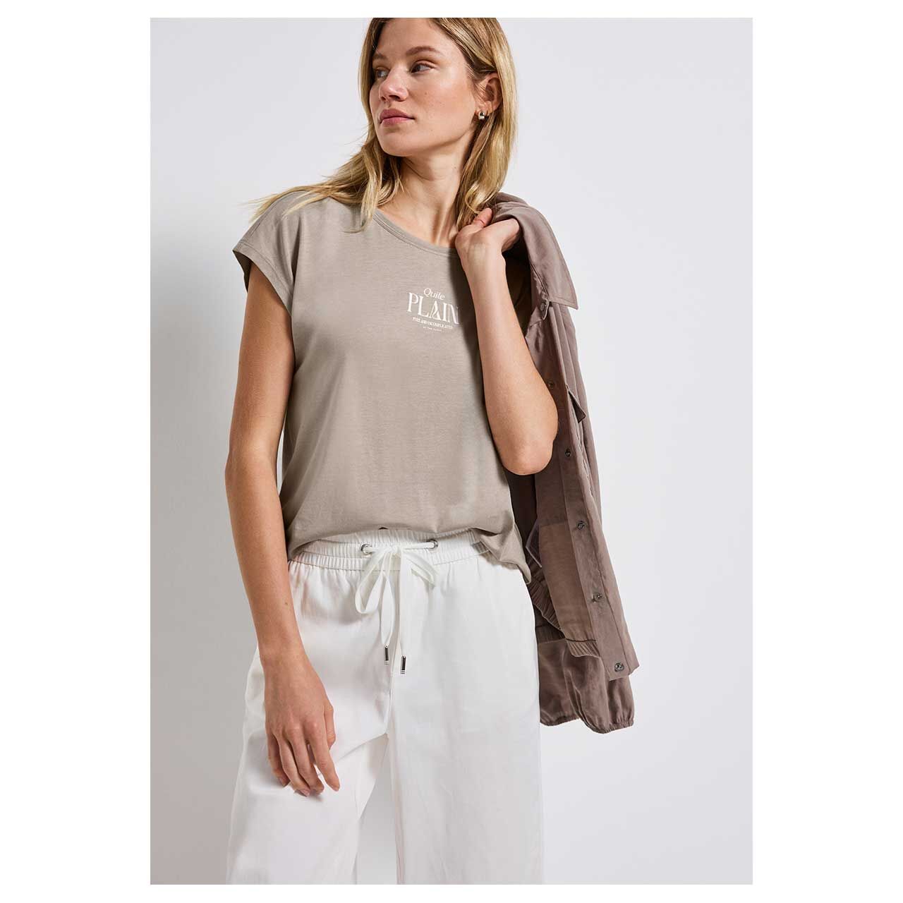 Damen T-Shirt Basic Partprint von Street One in Sandbraun, Nahansicht am Modell