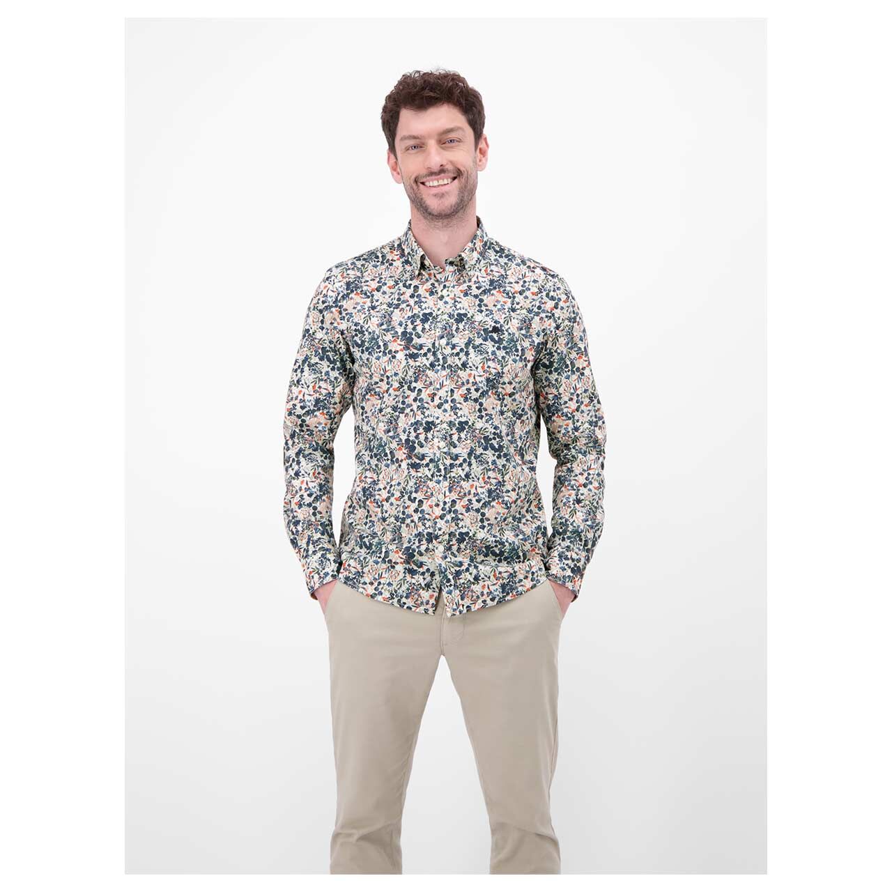 Herren Hemd von Lerros in Weiß mit Print, Vorderansicht mit Model