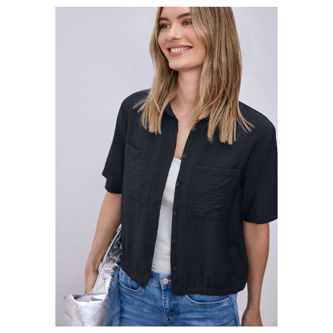 Damen Kurzarm Bluse Shirtcollar von Street One in Hellblau meliert, Vorderansicht mit offener Bluse