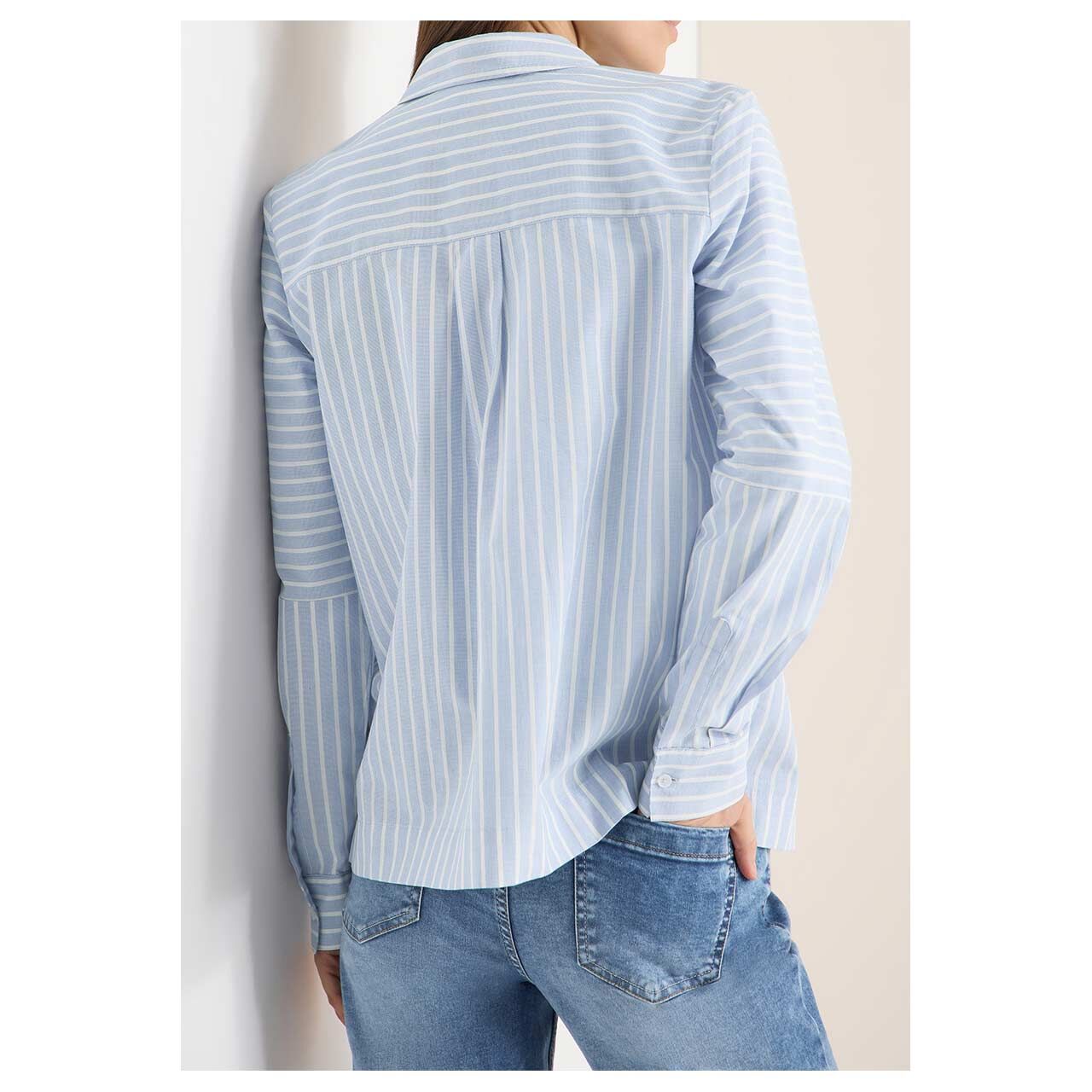 Damen Langarm Bluse Stripe von Cecil in Hellblau gestreift, Rückansicht am Model