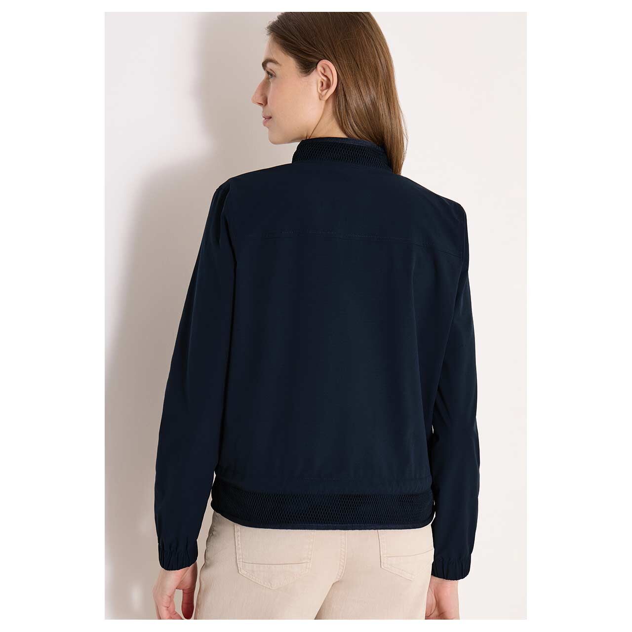 Damen Jacke Blouson Mesh Details von Cecil in Dunkelblau, Rückansicht am Model