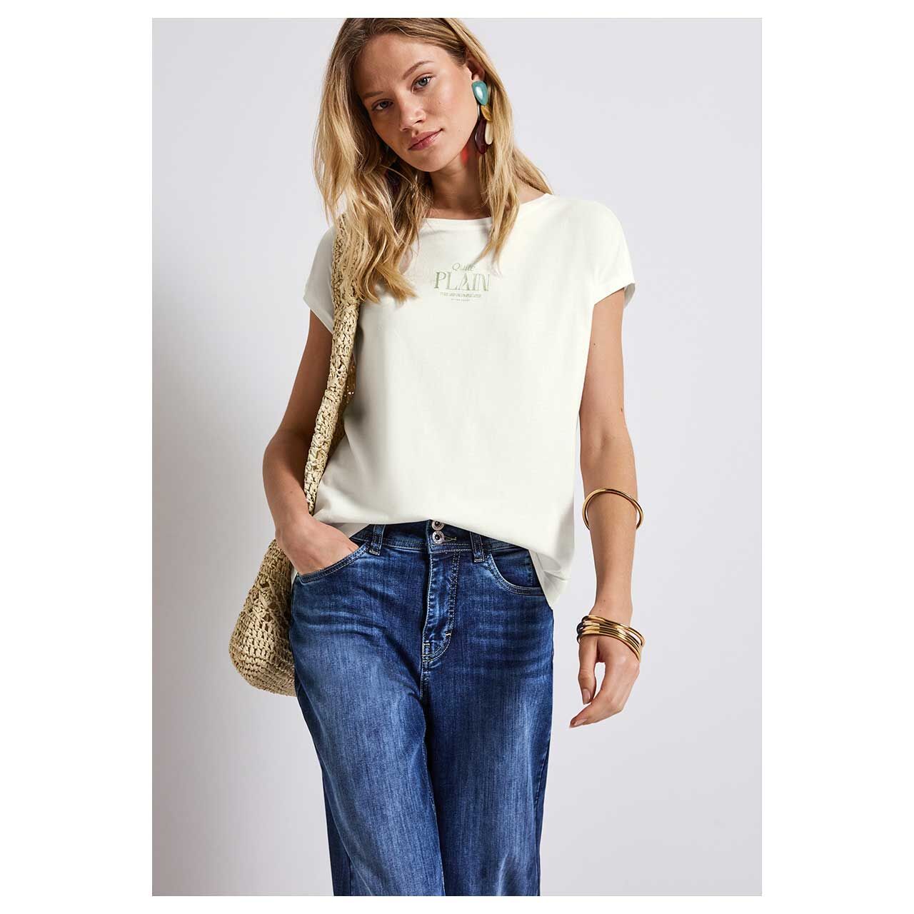 Damen T-Shirt Basic Partprint von Street One in Cremeweiß, detallierte Ansicht am Oberkörper