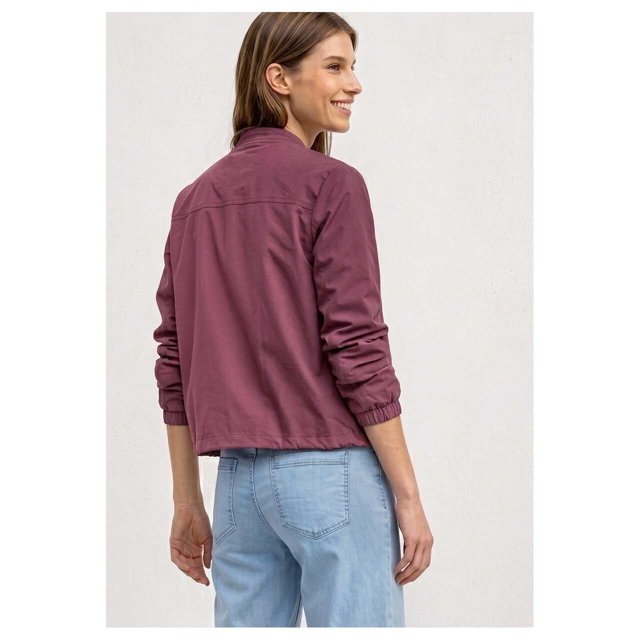 Street One Damen Jacke Blouson in Lila, Rückansicht am Model