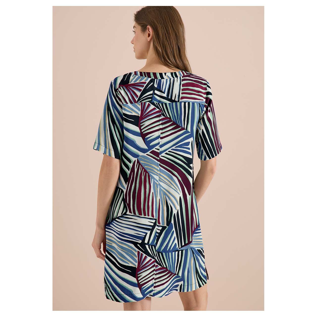 Damen Kurzarm Kleid Allover Print Dress von Cecil in Grün mit Print, Rückansicht am Model