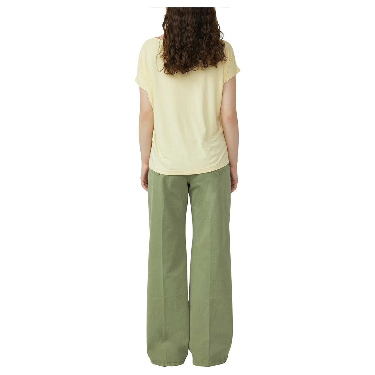 s. Oliver Damen T-Shirt in Gelb, Rückansicht am Model