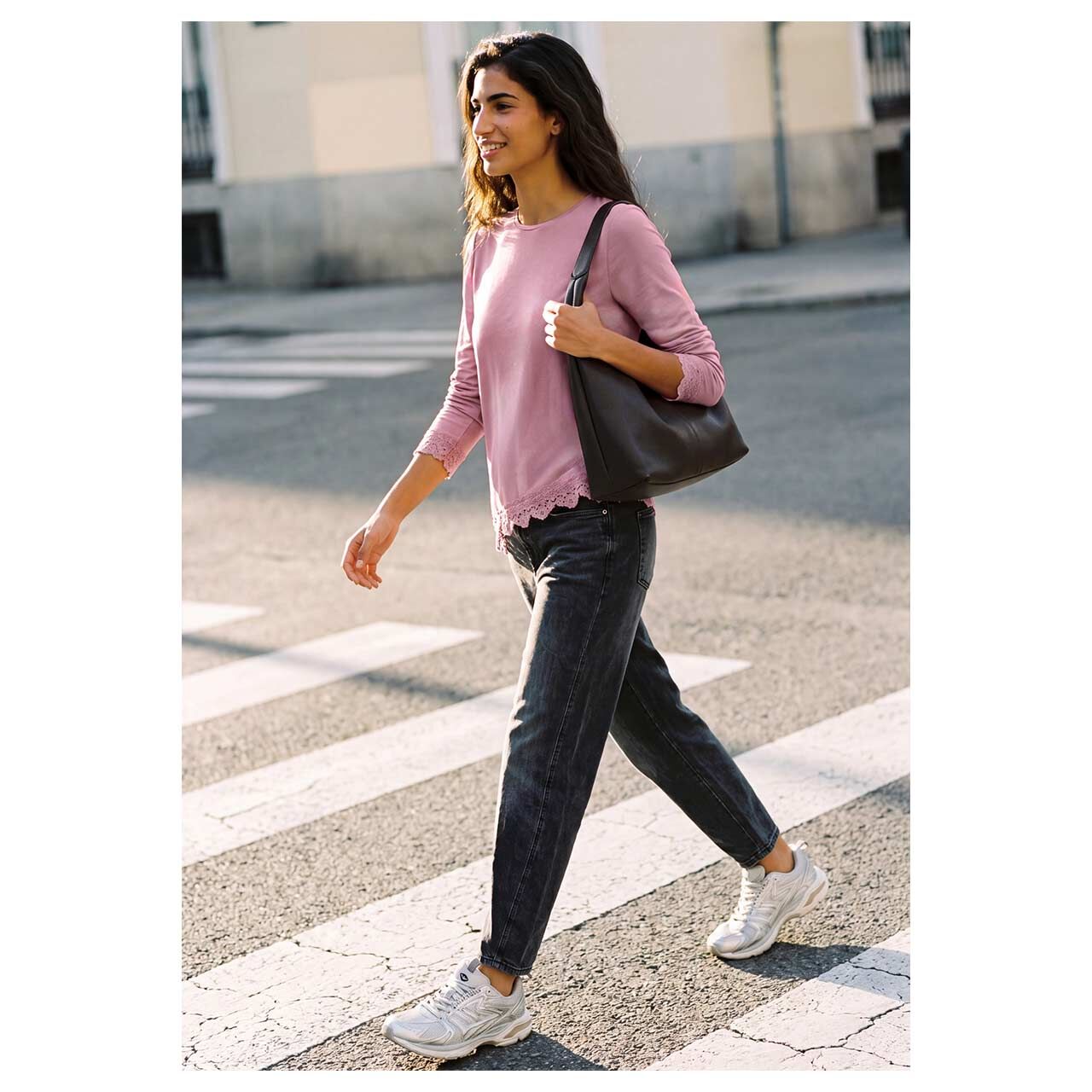 Damen Langarm Shirt Diagonal von Street One Studio in Rosa, Ganzkörperansicht
