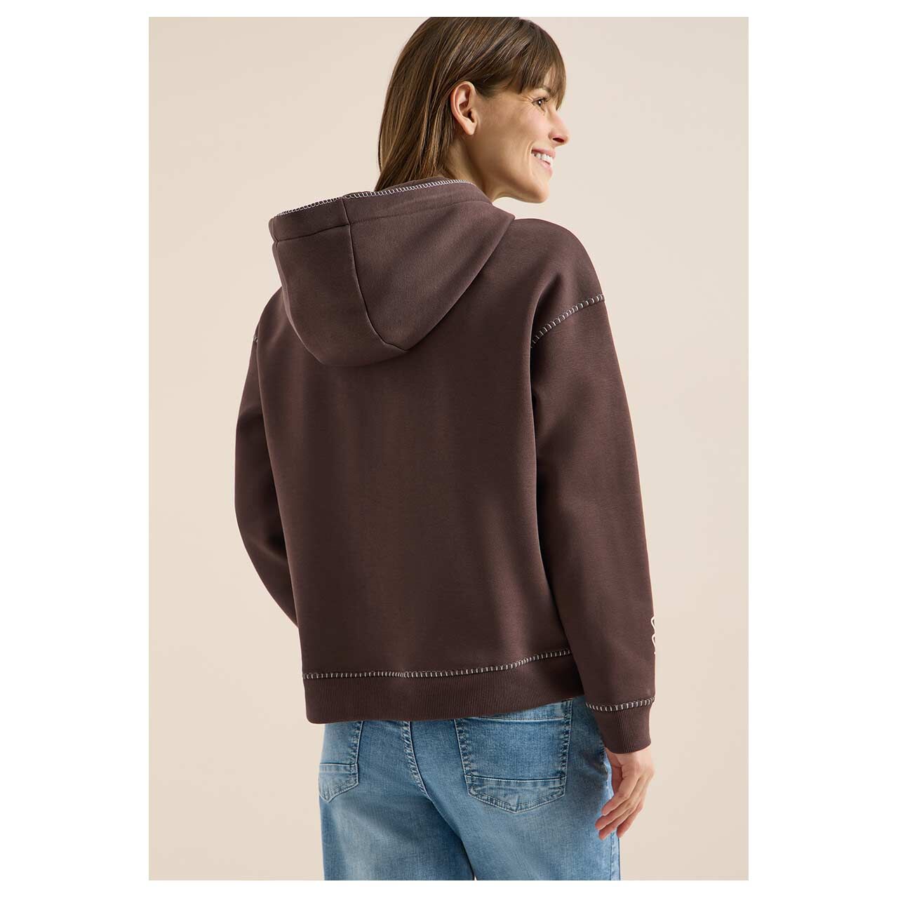 Damen Hoodie Sweatshirt Deco Stitchings von Cecil in Dunkelbraun, Rückansicht am Model