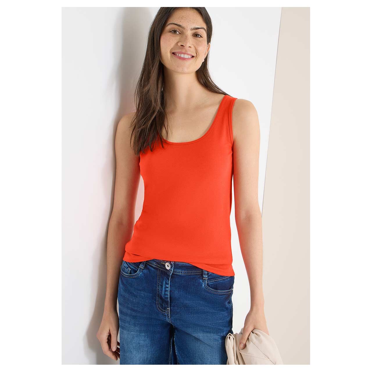 Damen Top Linda von Cecil in Orange-Rot, Rückansicht am Model