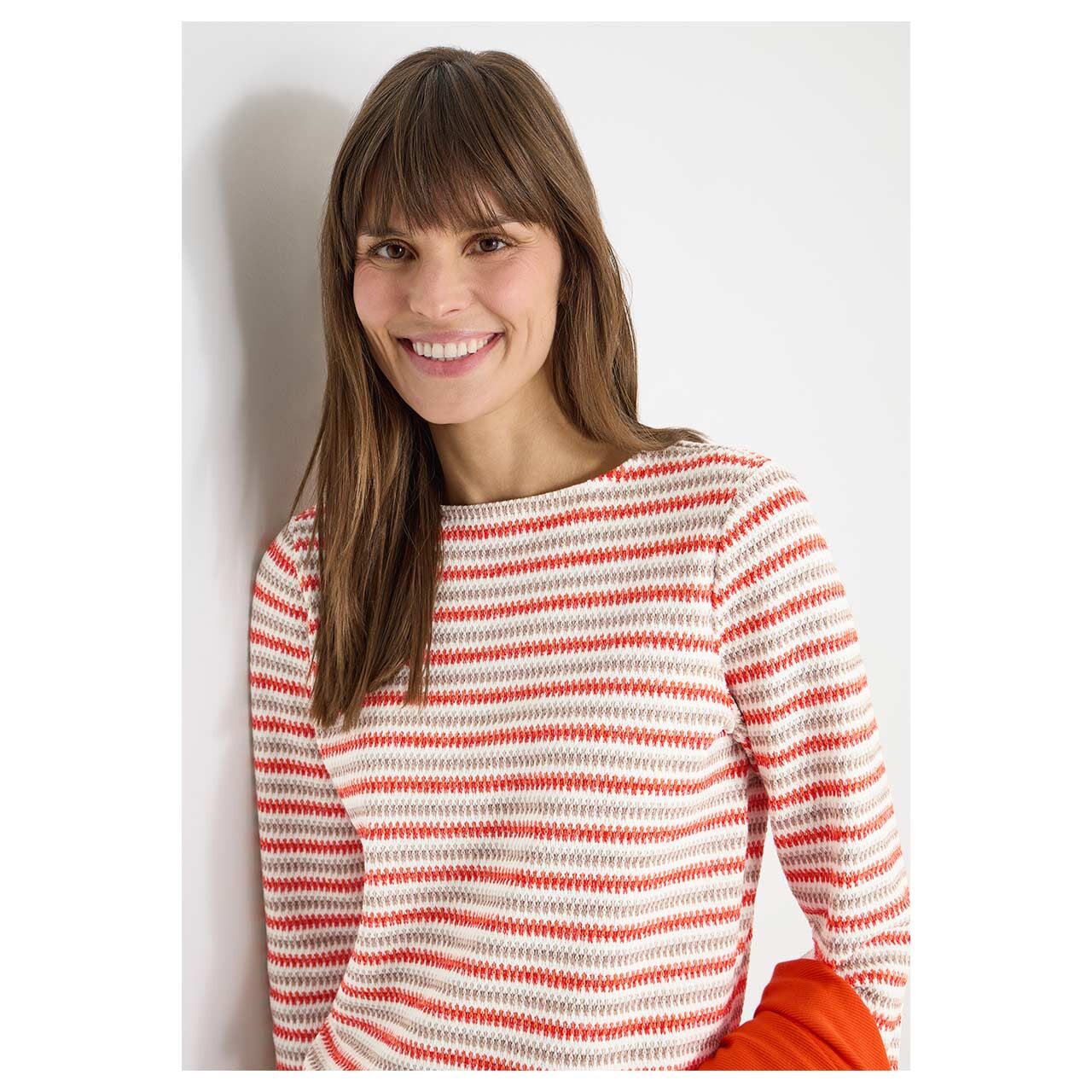Damen 3/4 Arm Shirt Multi Stripe Knit von Cecil in Orange-Rot, detaillierte Vorderansicht am Model