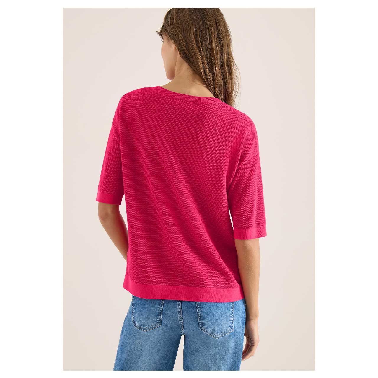 Damen Kurzarm Pullover Structured Short Sleeve von Cecil in Pink, Rückansicht am Model