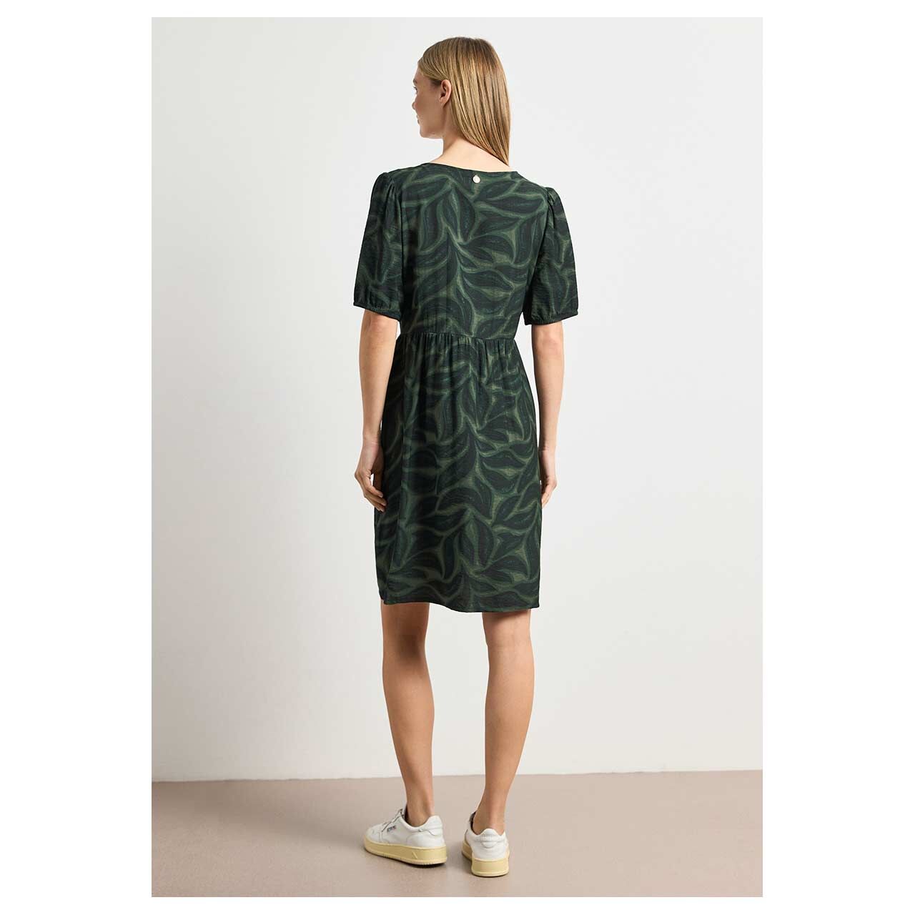 Damen Kurzarm Kleid Tunic Dress von Street One in Grün mit Print, Rückansicht am Model