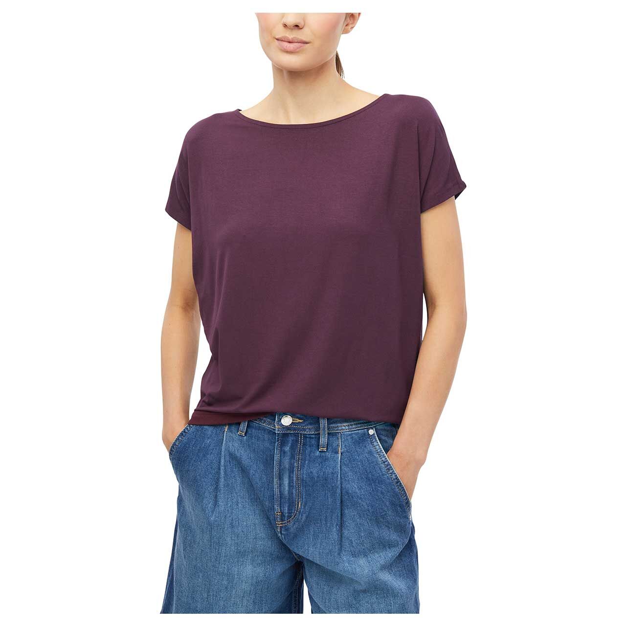 Damen T-Shirt vo s.Oliver in Lila, detaillierte Vorderansicht am Model