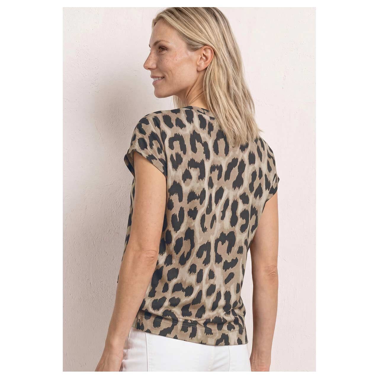 Damen T-Shirt Button Panel von Street One in Beige mit Print, Rückansicht am Model