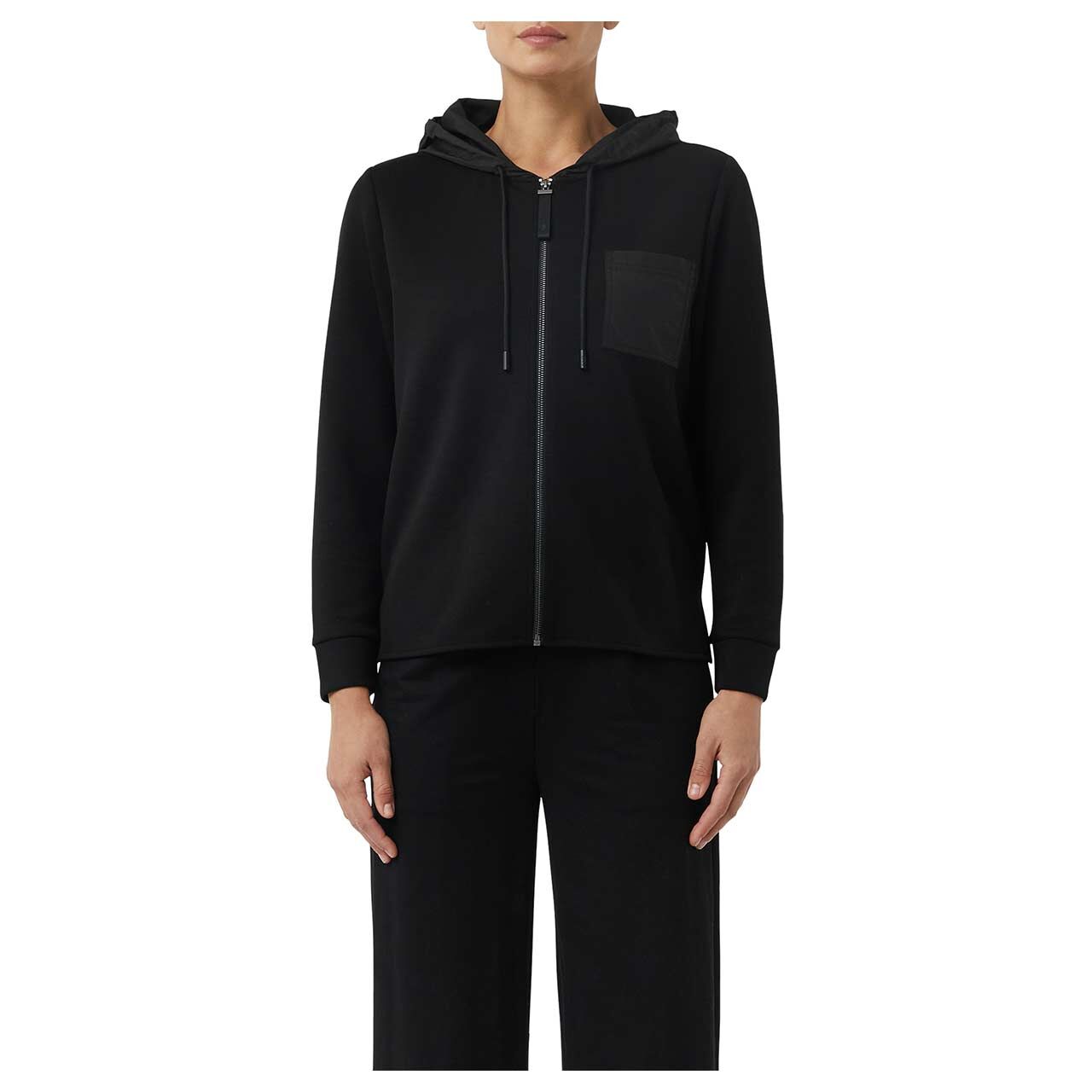 Damen Hoodie Sweatjacke von Comma in Schwarz, detaillierte Vorderansicht am Model