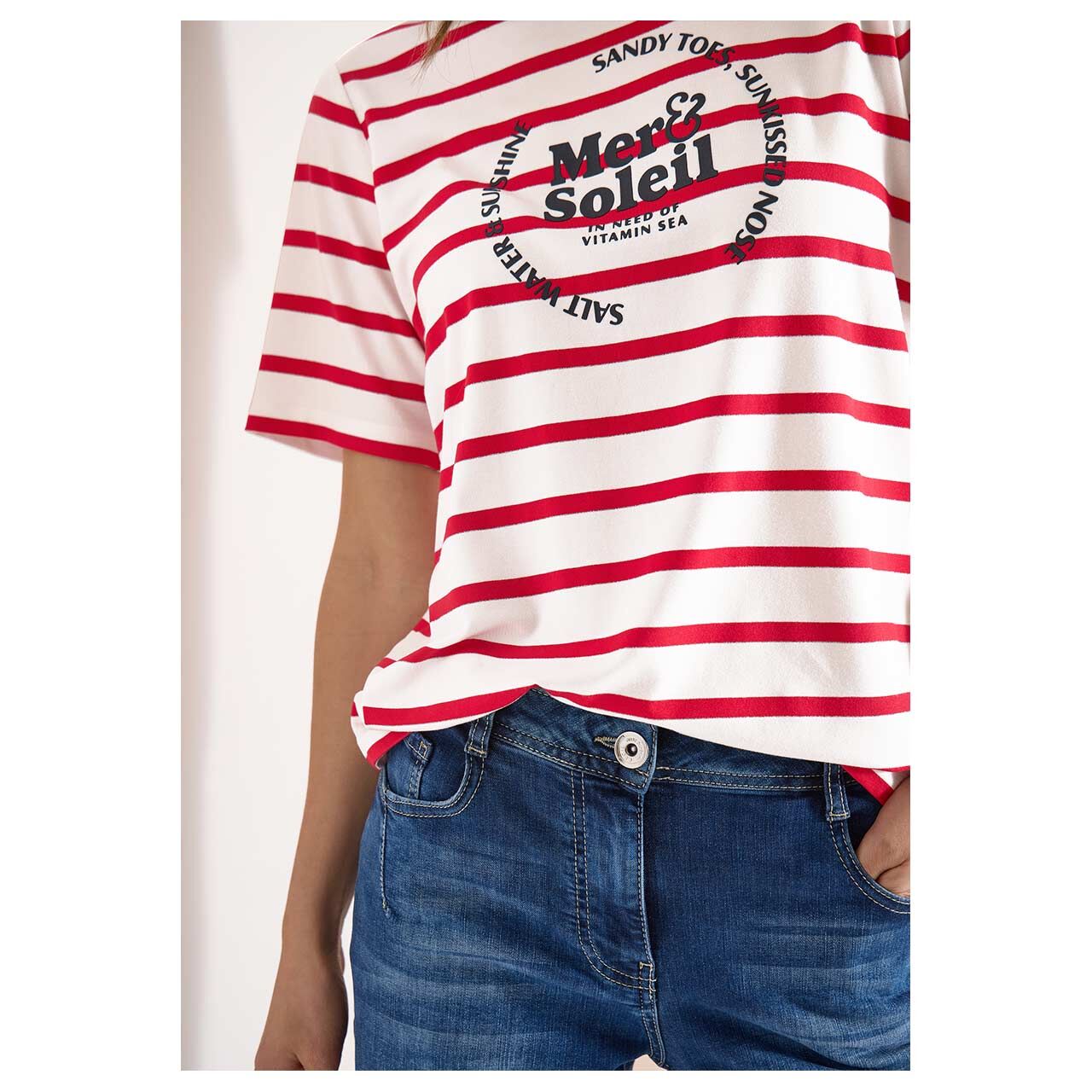 Damen T-Shirt Mer And Soleil Circle von Cecil in Rot gestreift mit Print, detaillierte Vorderansicht am Model