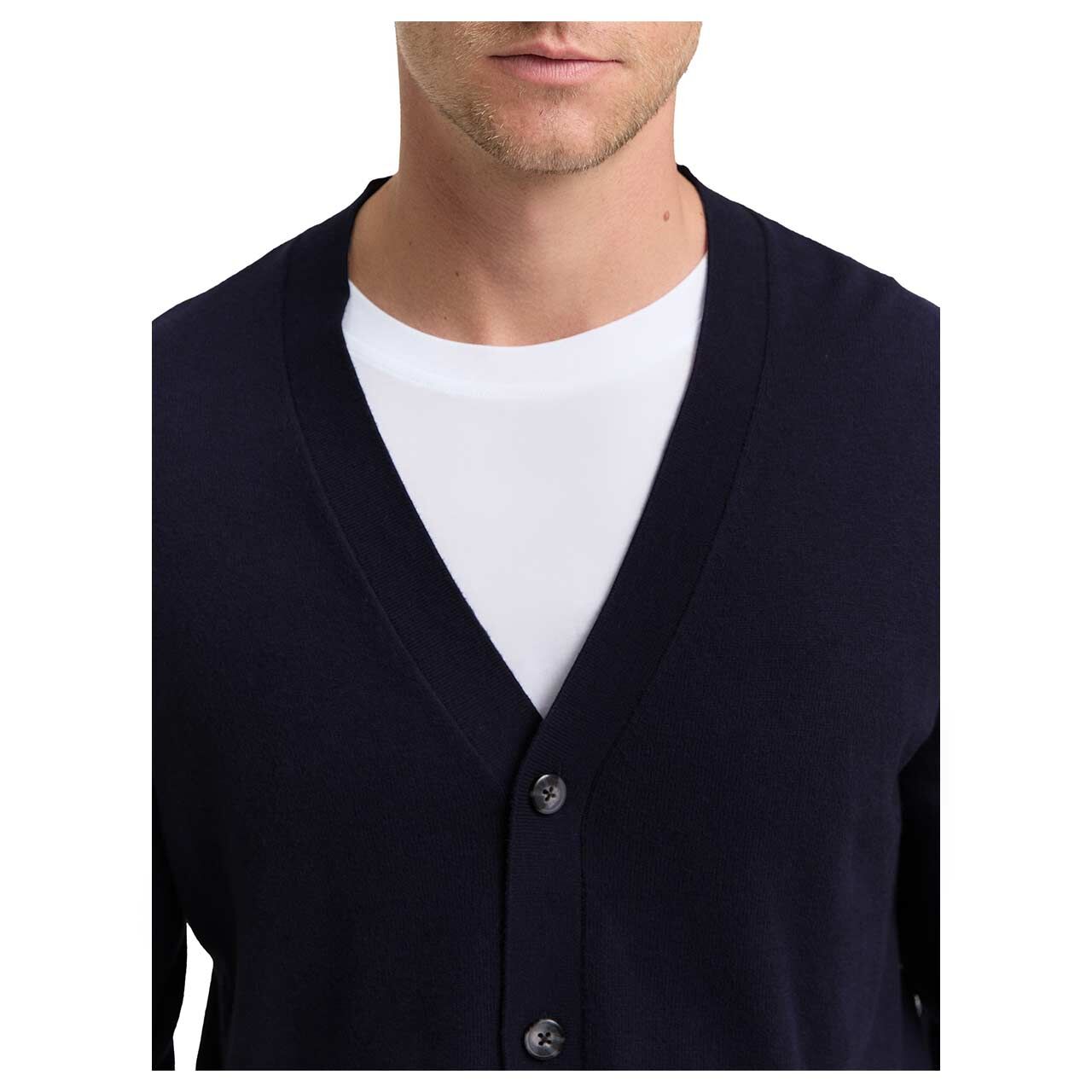 Herren Strickjacke Cashmere Cardigan von Tom Tailor in Dunkelblau meliert, Detailansicht am Model