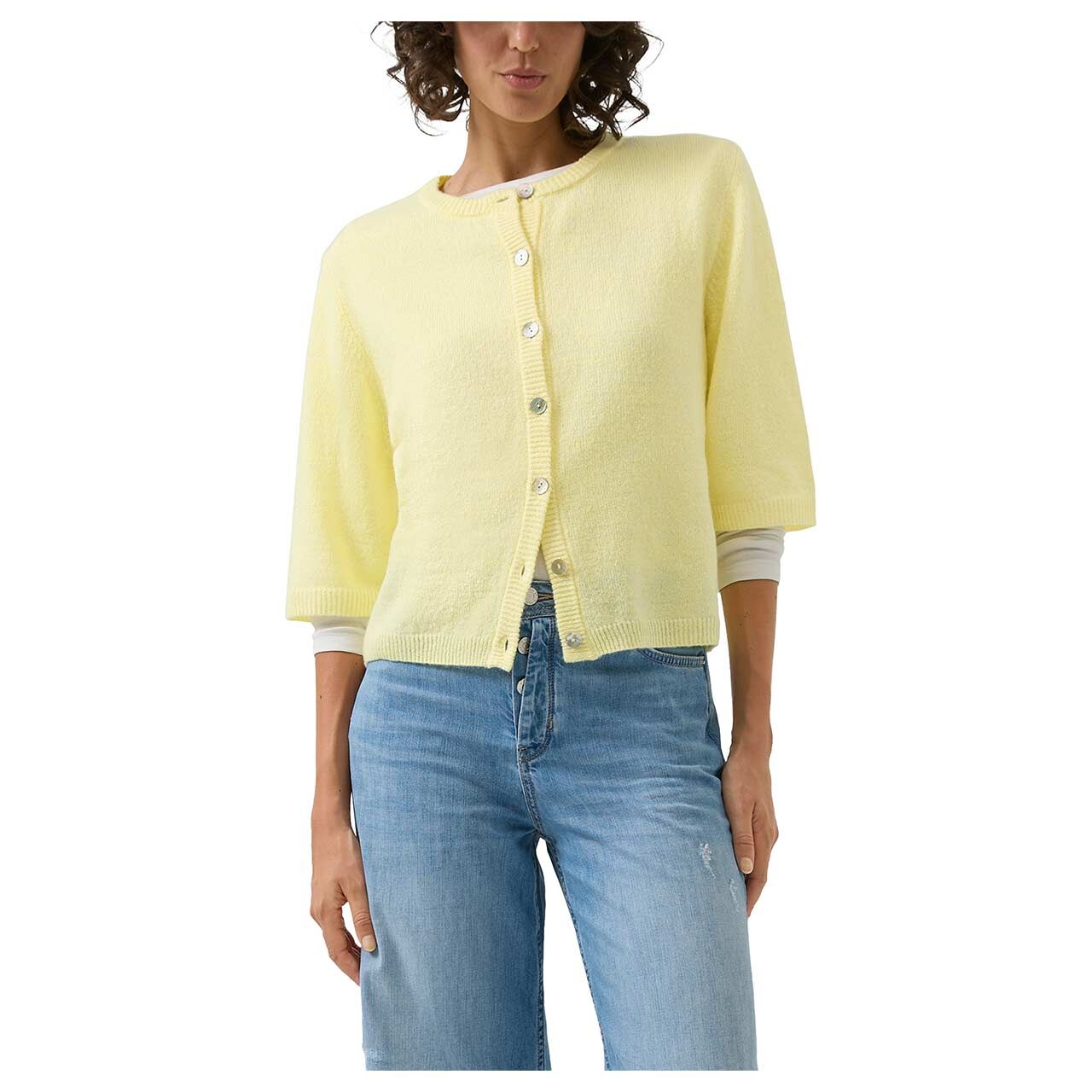 Damen 3/4 Arm Strickjacke von s.Oliver in Gelb, Vorderansicht am Model
