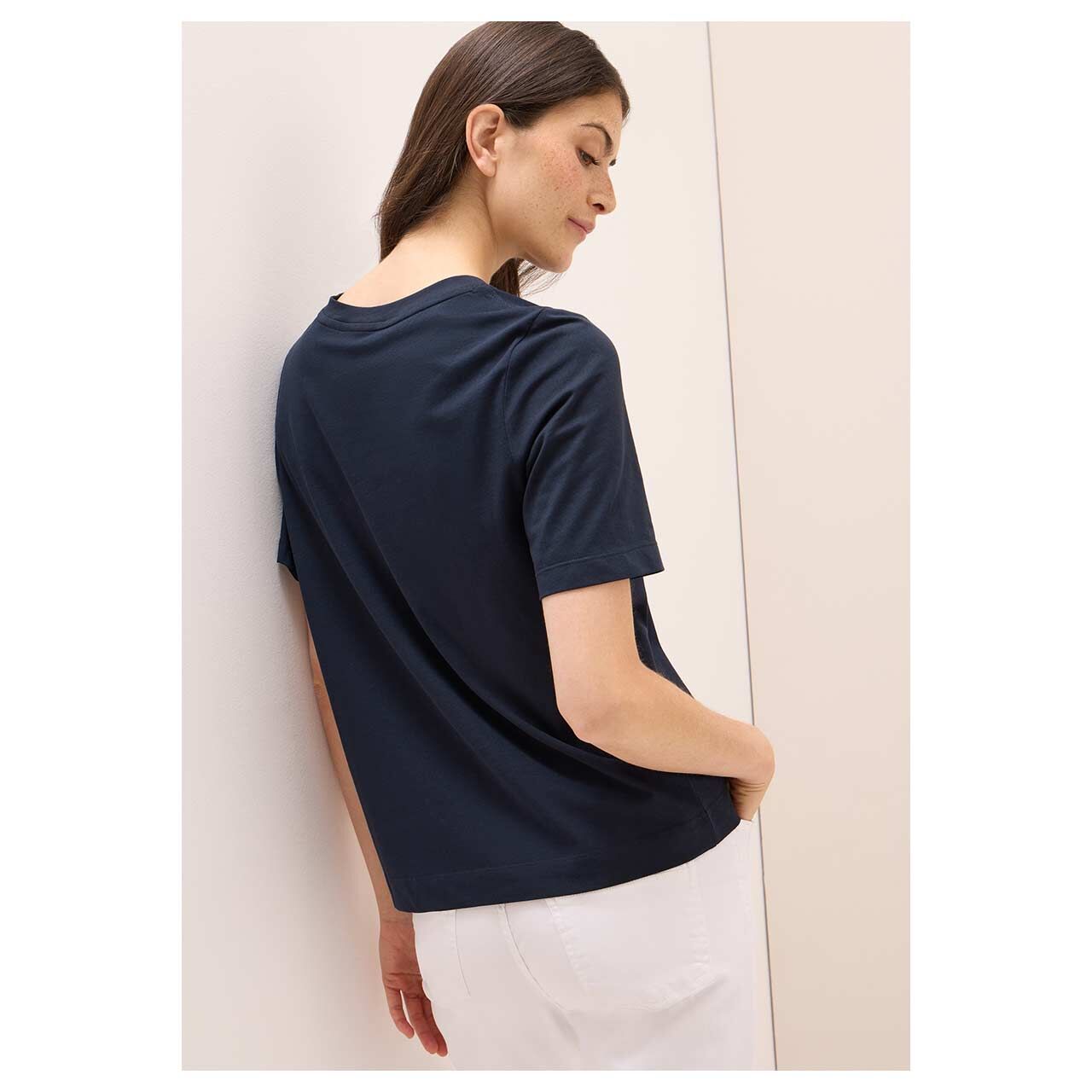 Damen T-Shirt Eternal Skies von Cecil in Dunkelblau, Rückansicht am Model