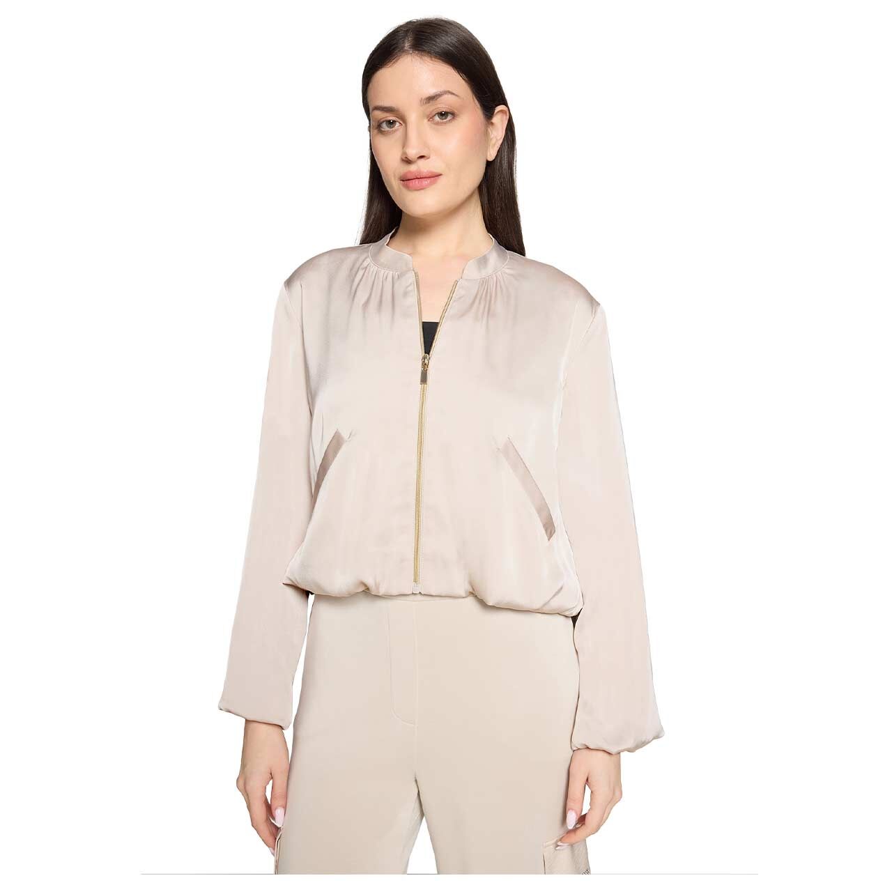 Damen Jacke von Betty Barclay in Hellbeige, Vorderansicht am Model