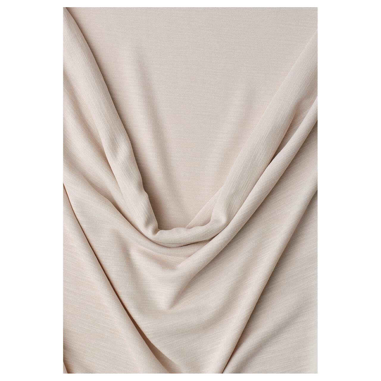 Damen Top Silk Look Waterfall von Street One in Beige meliert, Detailansicht vom Ausschnitt