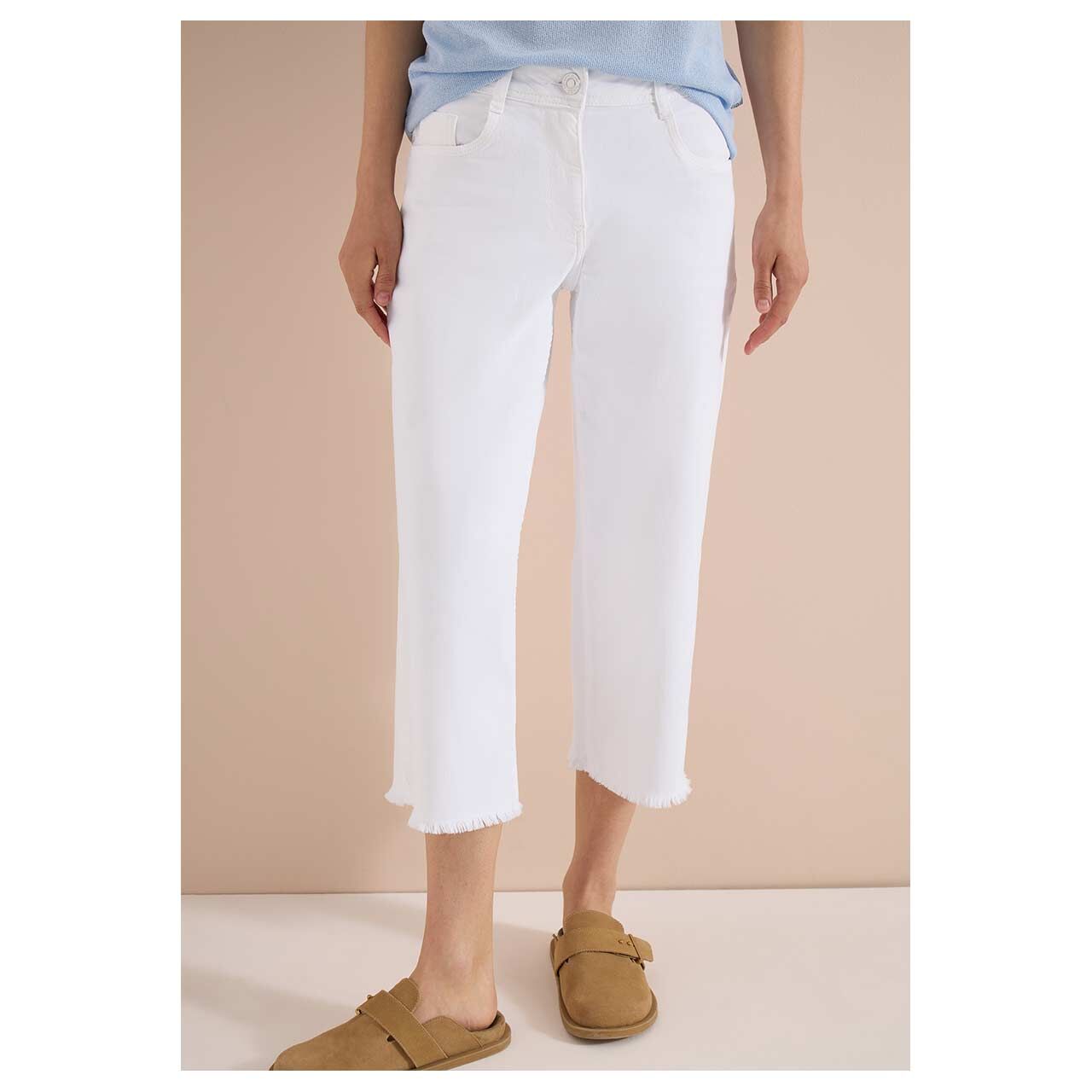 Damen 3/4 Jeans Neele von Cecil in Weiß, Vorderansicht am Model
